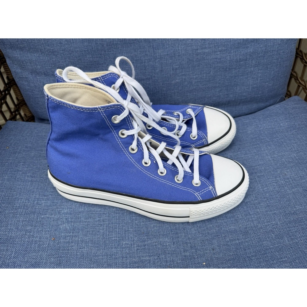 Converse Chuck Taylor All Star Platform purple Sz 8 LN